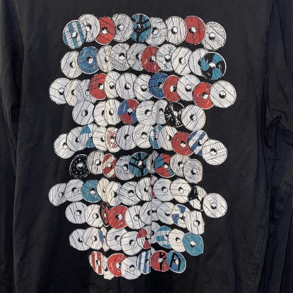 Descended from odin shield wall unisex long sleeve t shirt. - Picture 2 of 4